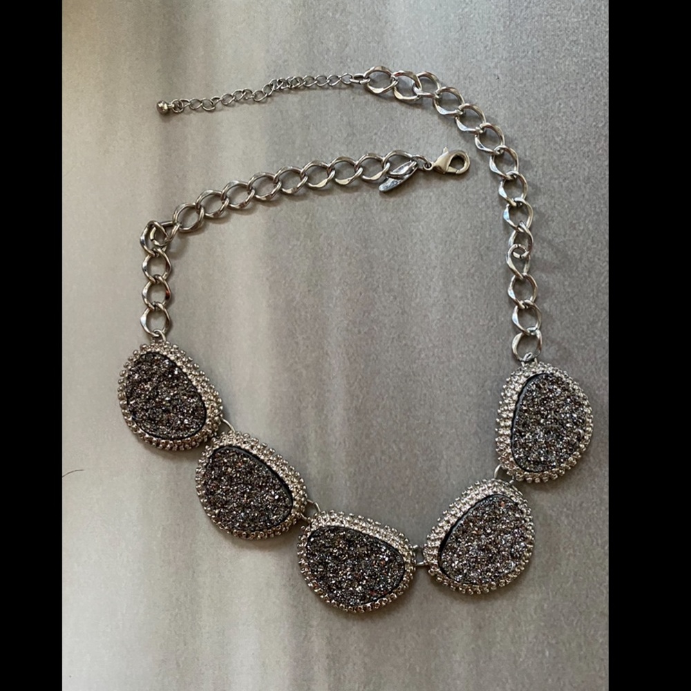 NY&CO Silver Statement Necklace